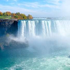 De Nova Iorque: Excursão de 2 dias às Cataratas do Niágara com compras em outlets