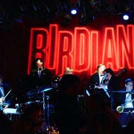 Nova Iorque: Espetáculo de Jazz ao Vivo no Lendário Clube de Jazz Birdland