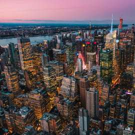 Traslado particular: Aeroporto JFK/LGA/EWR para Manhattan Até 5 pessoas