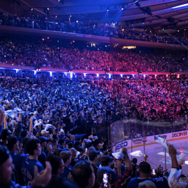 Nova Iorque: jogo dos New York Rangers no Madison Square Garden