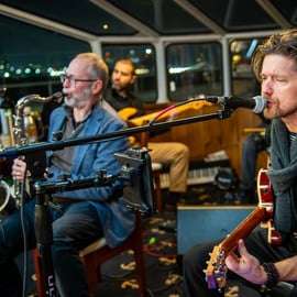 NOVA IORQUE: Jantar Cruzeiro Gourmet com Música ao Vivo