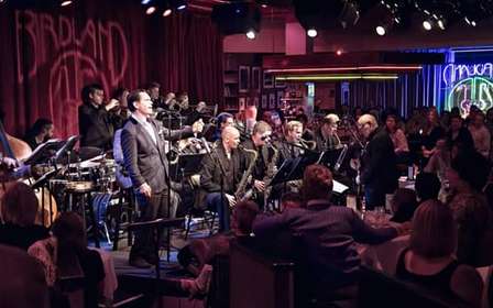 Nova Iorque: Espetáculo de Jazz ao Vivo no Lendário Clube de Jazz Birdland