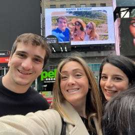 NYC: Veja você mesmo em um outdoor da Times Square por 24 horas