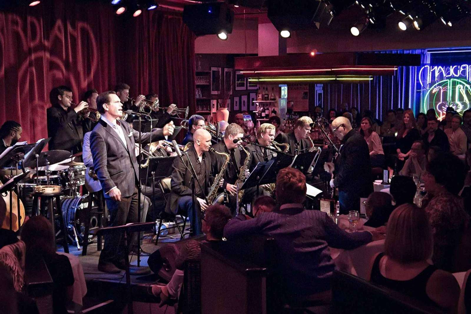 Nova Iorque: Espetáculo de Jazz ao Vivo no Lendário Clube de Jazz Birdland